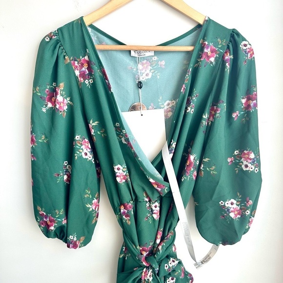 Goddiva Green Floral Wrap Dress - Picture 3 of 3